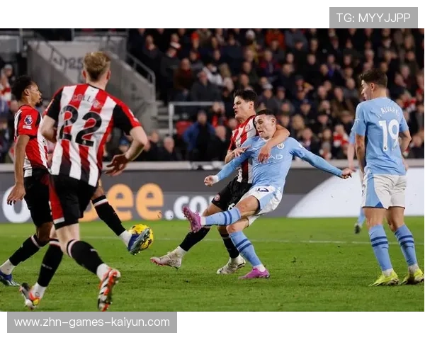 英超曼城传球连贯,中路突破收获进球—战术解码与观赛密码